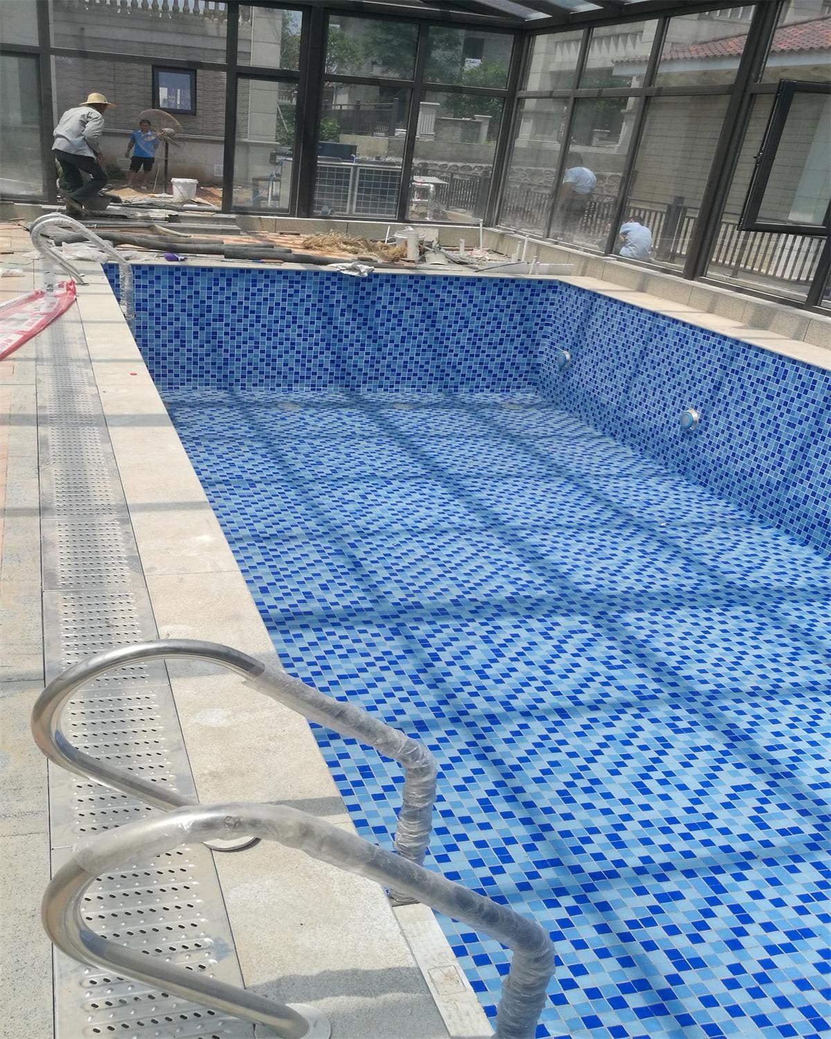 西安国领别墅室内泳池